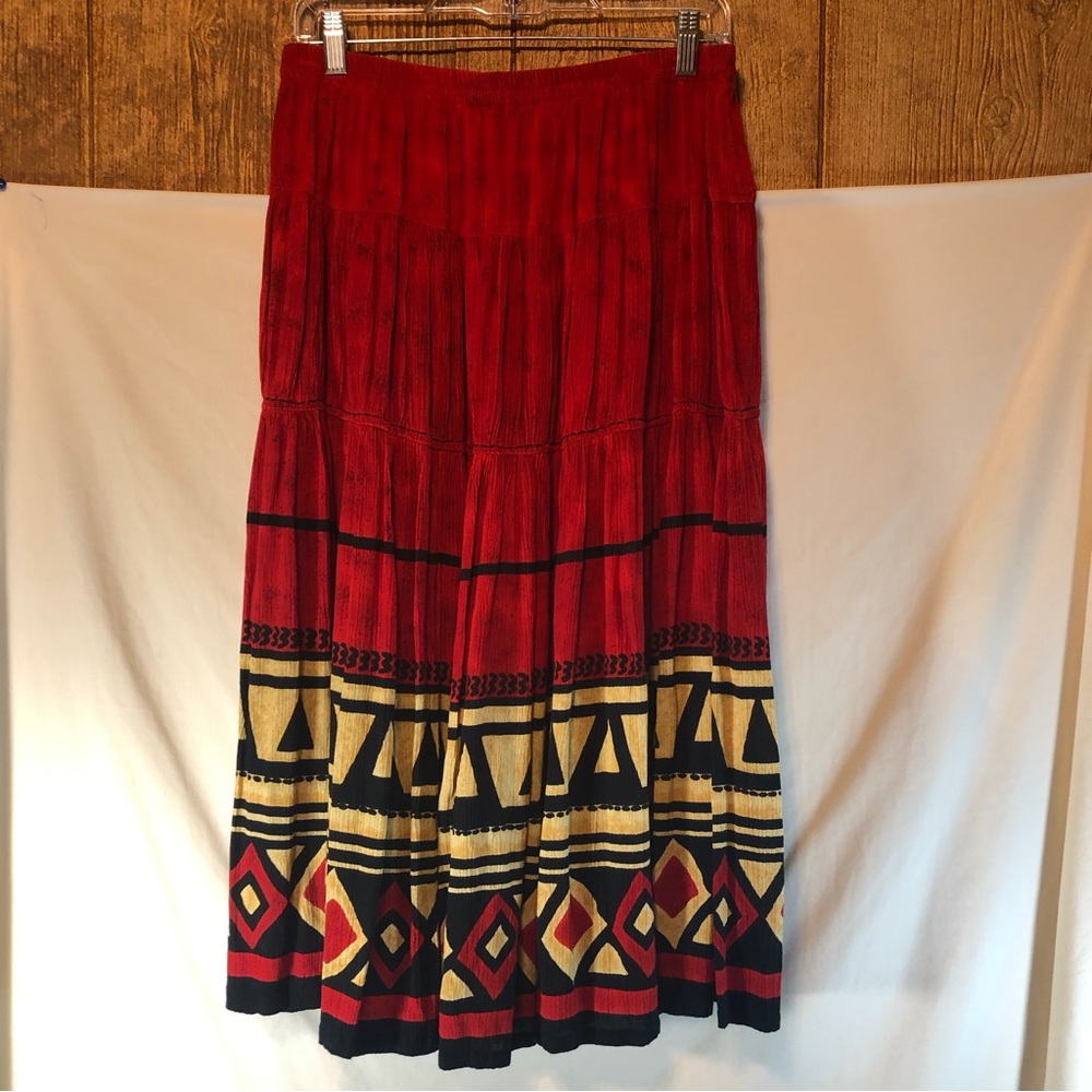 City girl for Draper’s and Damons Red/black Pattern long style prairie skirt PM